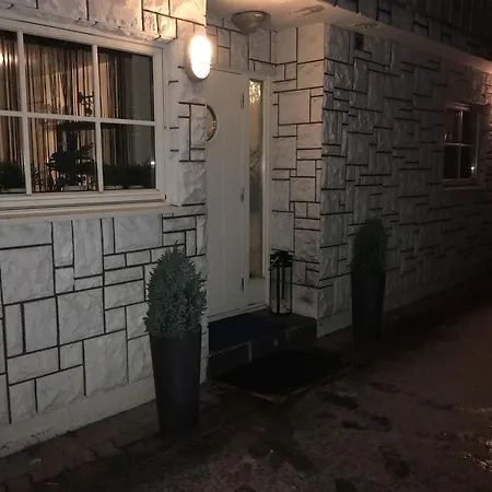 Διαμέρισμα Family House *